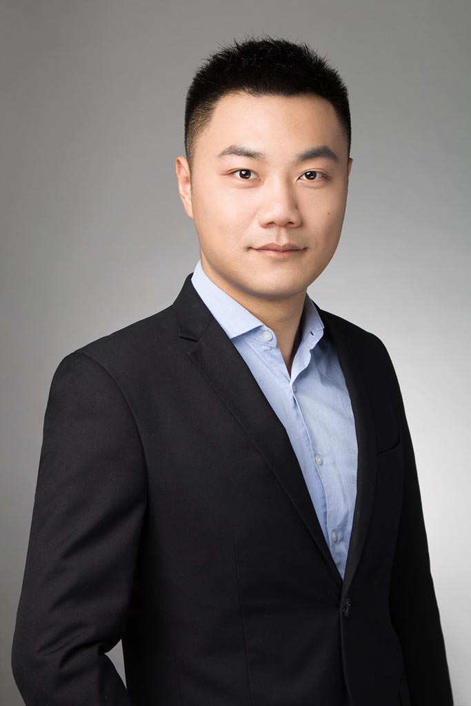 李云逸